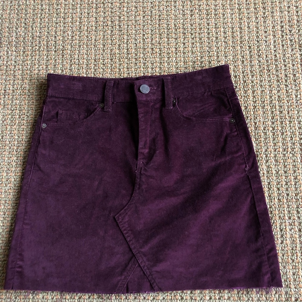 Blank NYC velvet purple skirt